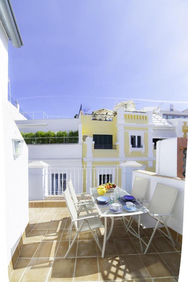 Green-Apartments Mansion Blue Catedral เซบีญา ภายนอก รูปภาพ